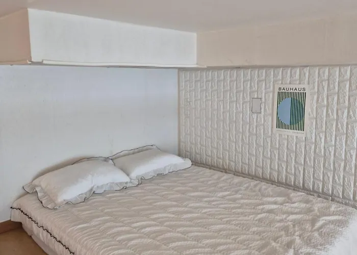 Hongdae Residence-5 1min From Hongik Uni Station Exit #1 * Seúl